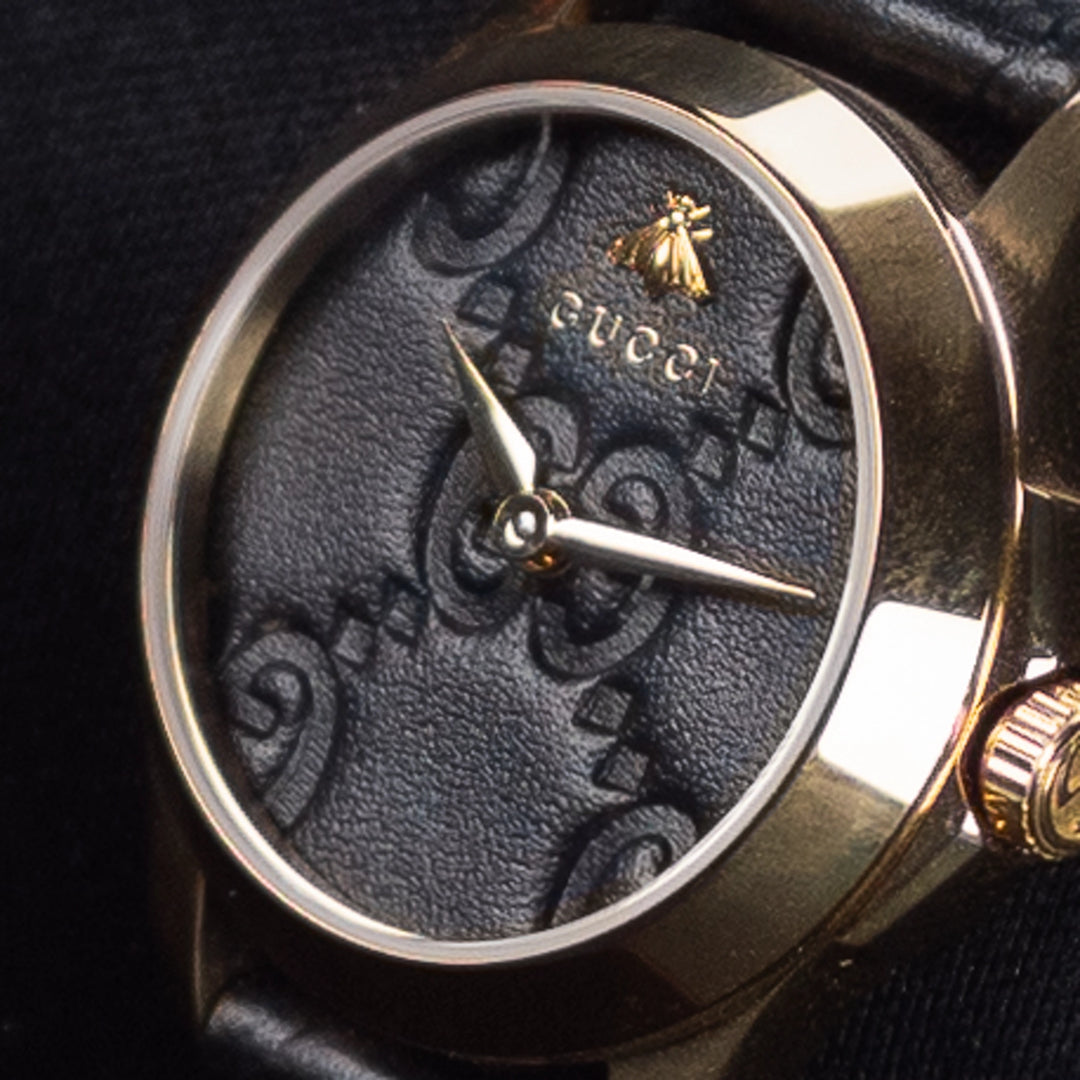 Luxury watch (YA126581): watch face angled view right