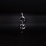 Kép betöltése a Galériamegjelenítőbe, Luxury watch (YA128510): watch bracelet zoomed out
