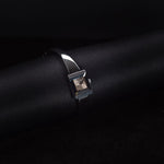 Kép betöltése a Galériamegjelenítőbe, Luxury watch (YA128510): watch face angled view left zoomed out
