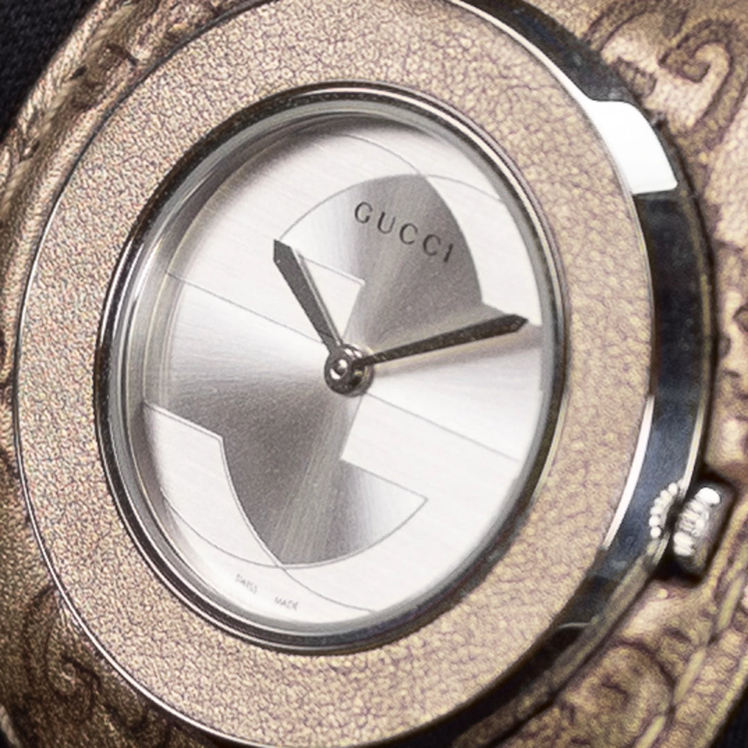 Luxury watch (YA129425): watch face angled view right