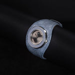 Kép betöltése a Galériamegjelenítőbe, Luxury watch (YA129427): watch face angled view right zoomed out
