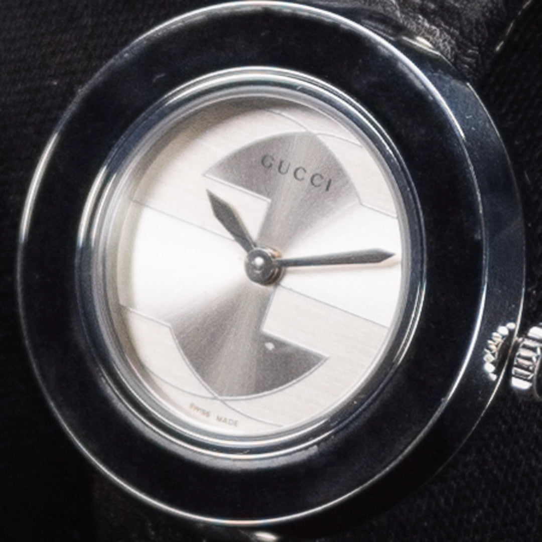 Luxury watch (YA129508): watch face angled view right
