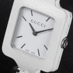Kép betöltése a Galériamegjelenítőbe, Luxury watch (YA130404): watch face angled view right
