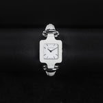 Kép betöltése a Galériamegjelenítőbe, Luxury watch (YA130404): watch face zoomed out
