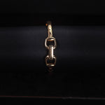 Kép betöltése a Galériamegjelenítőbe, Luxury watch (YA134302): watch bracelet zoomed out
