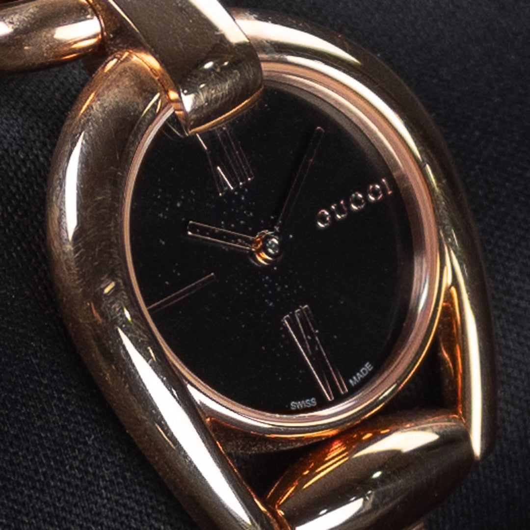 Luxury watch (YA134302): watch face angled view left