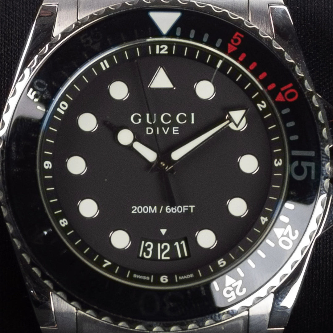 Luxury watch (YA136208): watch face