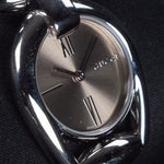 Kép betöltése a Galériamegjelenítőbe, Luxury watch (YA139501): watch face angled view left
