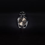 Kép betöltése a Galériamegjelenítőbe, Luxury watch (YA139501): watch face zoomed out
