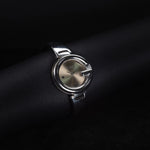 Kép betöltése a Galériamegjelenítőbe, Luxury watch (YA139507): watch face angled view left zoomed out
