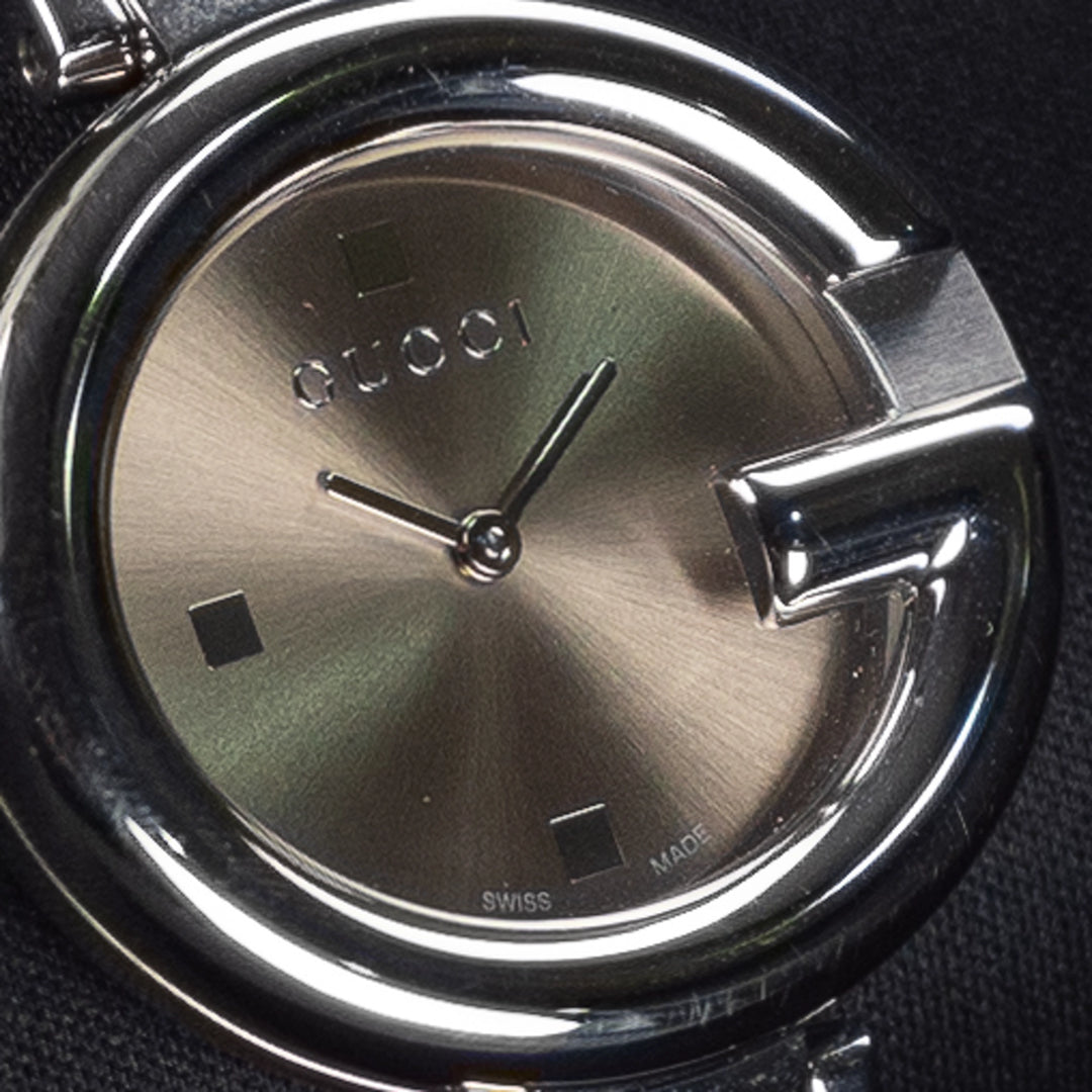 Luxury watch (YA139507): watch face angled view left