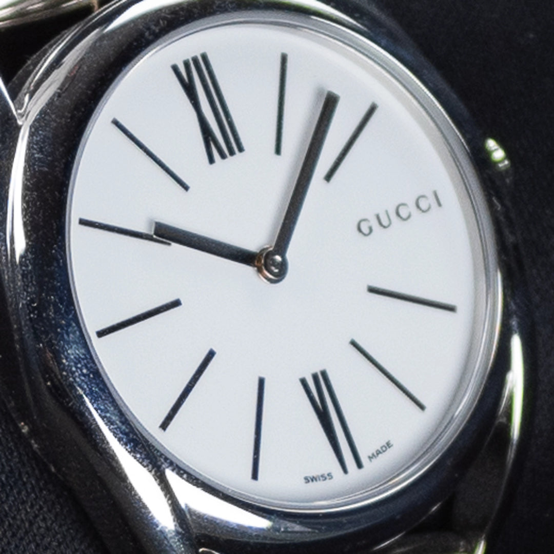 Luxury watch (YA140401): watch face angled view left