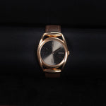 Kép betöltése a Galériamegjelenítőbe, Luxury watch (YA140408): watch face zoomed out
