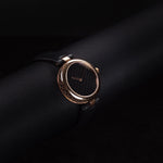 Kép betöltése a Galériamegjelenítőbe, Luxury watch (YA141401): watch face angled view left zoomed out
