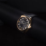 Kép betöltése a Galériamegjelenítőbe, Luxury watch (YA142310): watch face angled view right zoomed out
