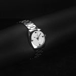 Kép betöltése a Galériamegjelenítőbe, Luxury watch (YA142502): watch face angled view left zoomed out

