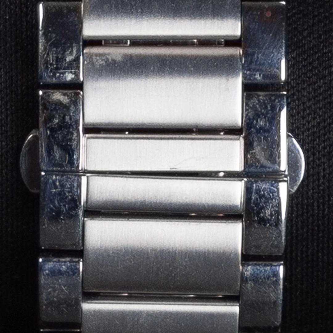 Luxury watch (YA7900M): watch bracelet