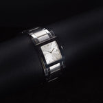 Kép betöltése a Galériamegjelenítőbe, Luxury watch (YA7900M): watch face angled view left zoomed out
