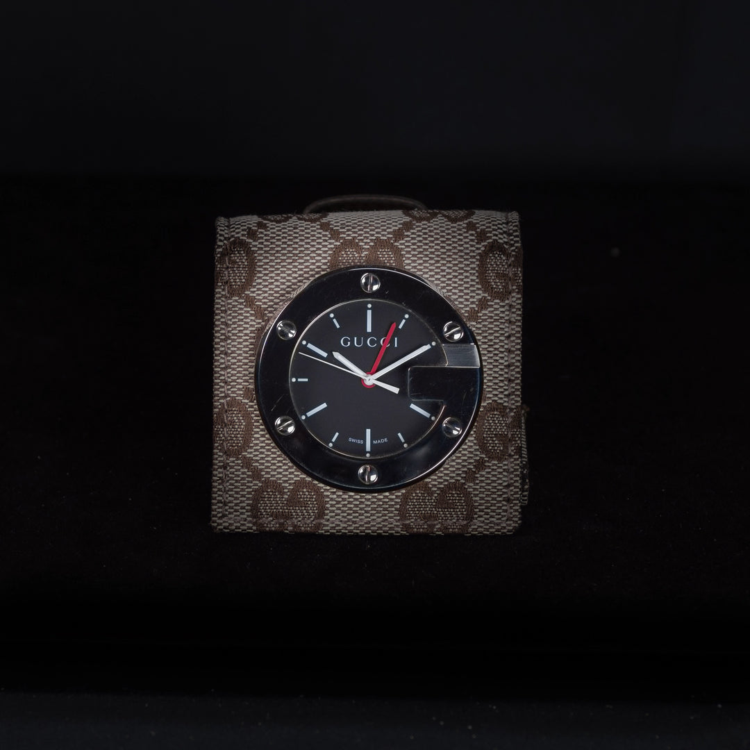 Luxury watch (YC200001): watch face zoomed out