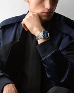 Kép betöltése a Galériamegjelenítőbe, LONGINES L38354926 CONQUEST CHRONOGRAPH Karóra

