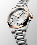 Kép betöltése a Galériamegjelenítőbe, LONGINES L34305726 Conquest Karóra
