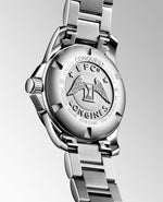 Kép betöltése a Galériamegjelenítőbe, LONGINES L37594766 Conquest Karóra
