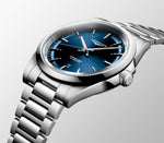 Kép betöltése a Galériamegjelenítőbe, LONGINES L38304926 Conquest Karóra
