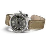 Kép betöltése a Galériamegjelenítőbe, HAMILTON H70545550 Khaki Field Titanium Auto Karóra

