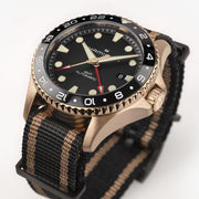HAMILTON H82565930 Khaki Navy Scuba Automatic GMT Karóra