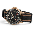 Kép betöltése a Galériamegjelenítőbe, HAMILTON H82565930 Khaki Navy Scuba Automatic GMT Karóra
