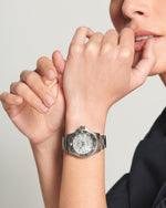 Kép betöltése a Galériamegjelenítőbe, LONGINES L33704876 HydroConquest Karóra
