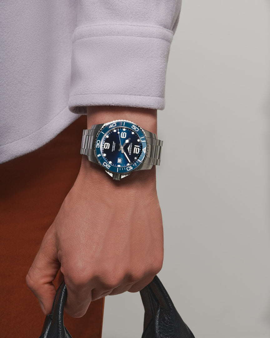 LONGINES L37884566 HYDROCONQUEST Karóra