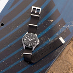 Kép betöltése a Galériamegjelenítőbe, HAMILTON H82201931 Khaki Navy Khaki Scuba Karóra
